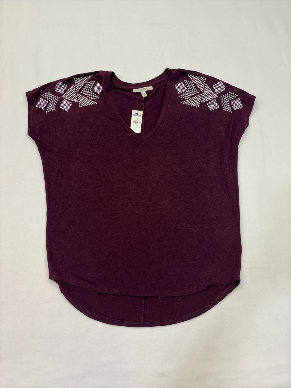 Express Plum Short Sleeve V-Neck Top with Shoulder Studs